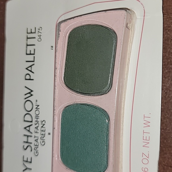 Mary Kay Eye Shadow Palette Great Fashion Greens 0475 .36 oz. NIP Retired Stock - Picture 3 of 6